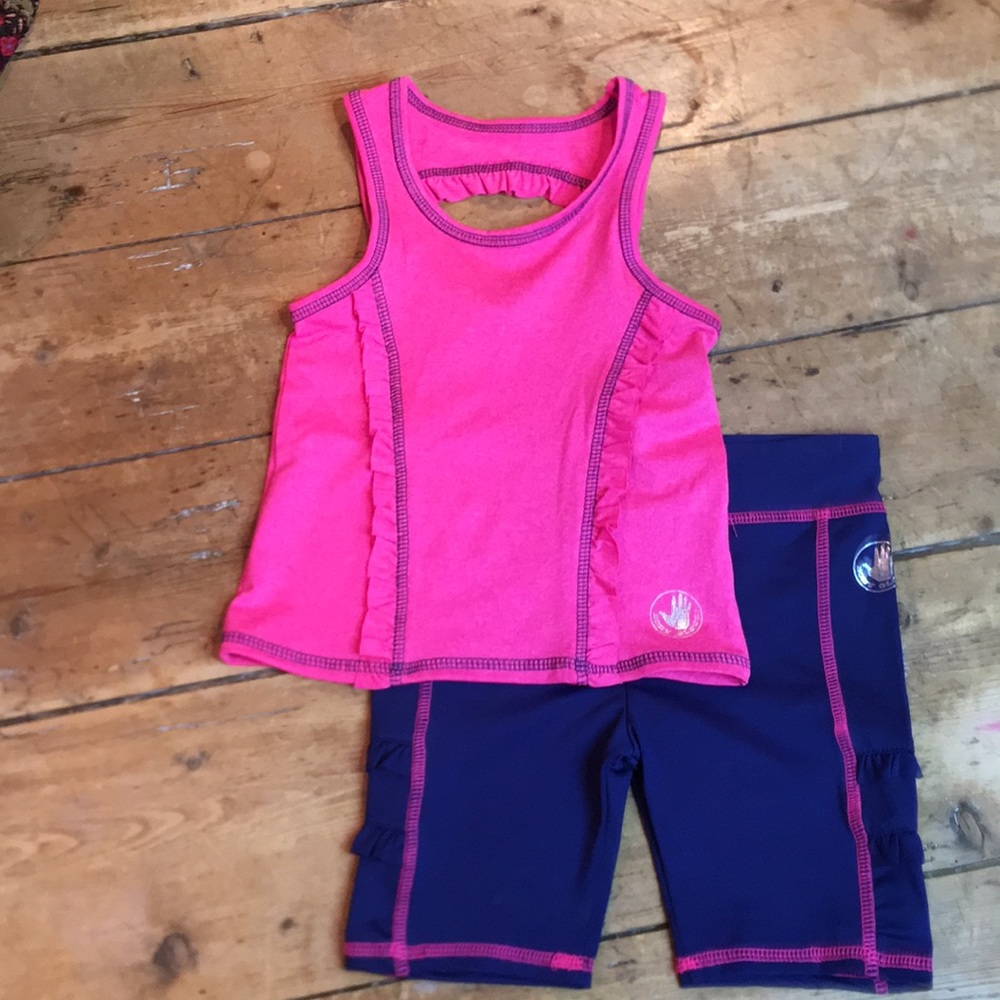 Girls “active” 2 pc set.